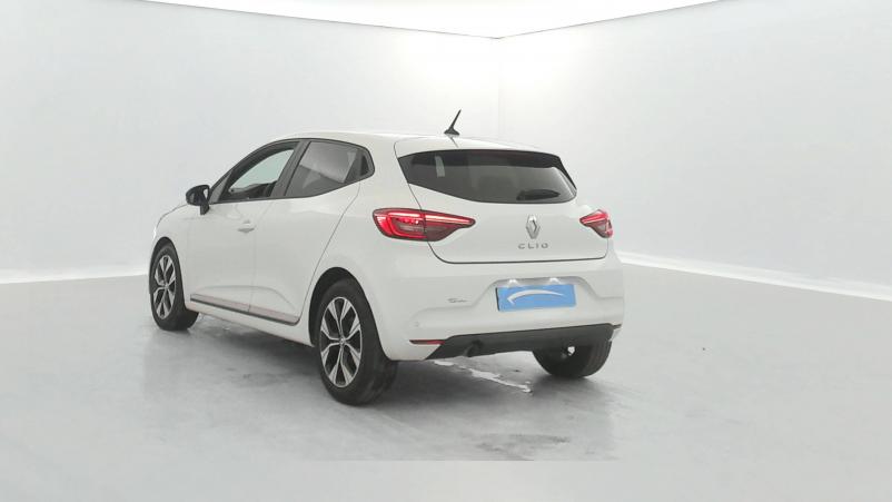 Vente en ligne Renault Clio 5 Clio TCe 90 au prix de 15 990 €
