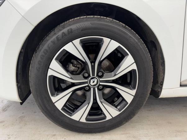 Vente en ligne Renault Clio 5 Clio TCe 90 au prix de 15 990 €