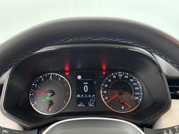 Vente en ligne Renault Clio 5 Clio TCe 90 au prix de 15 990 €