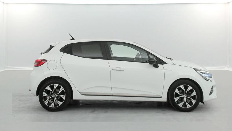 Vente en ligne Renault Clio 5 Clio TCe 90 au prix de 15 990 €