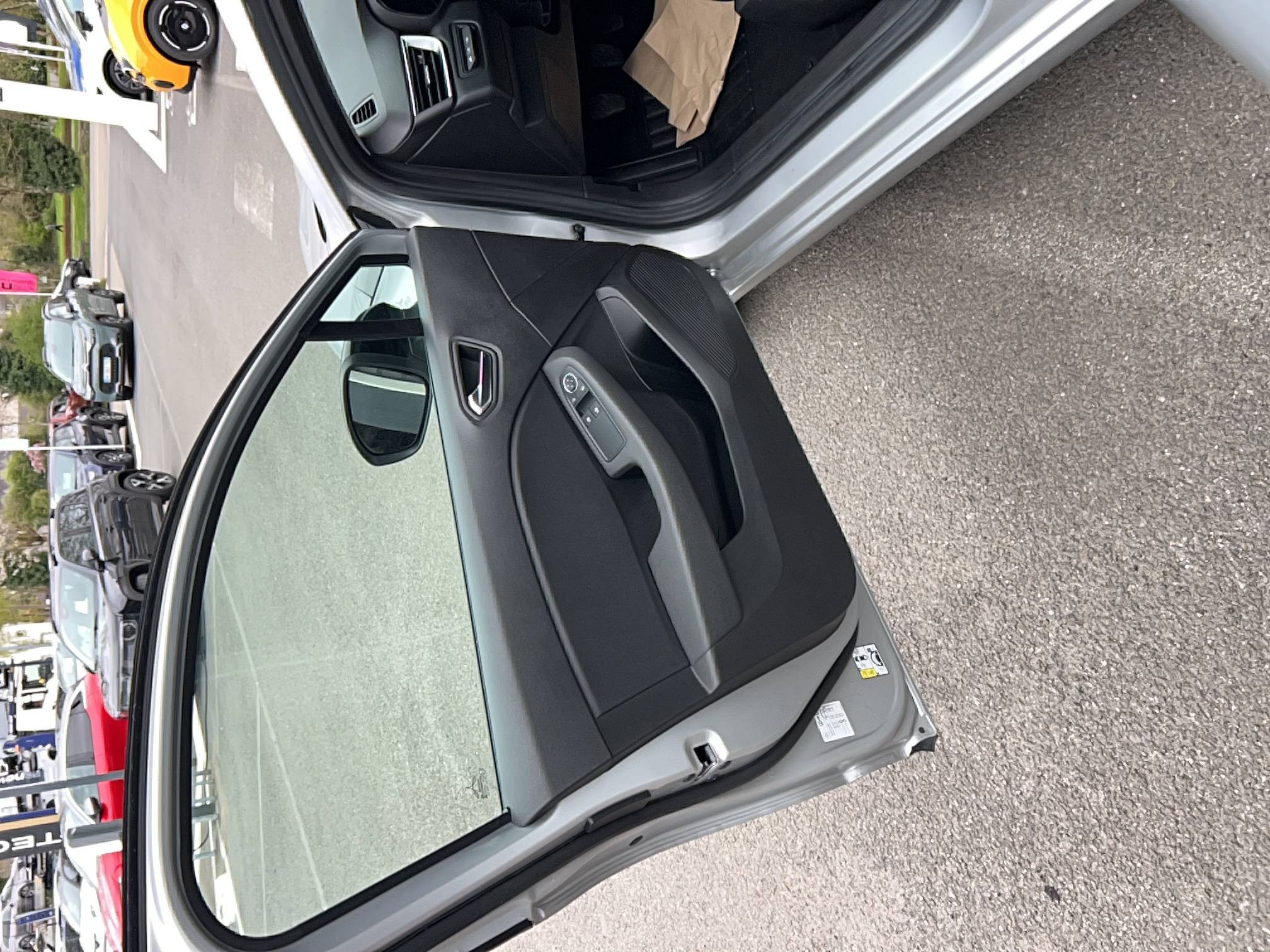 Vente en ligne Renault Clio 5 Clio TCe 90 au prix de 13 990 €