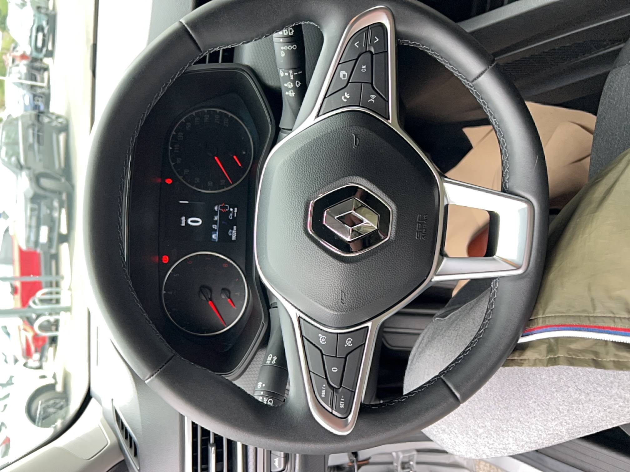 Vente en ligne Renault Clio 5 Clio TCe 90 au prix de 13 990 €