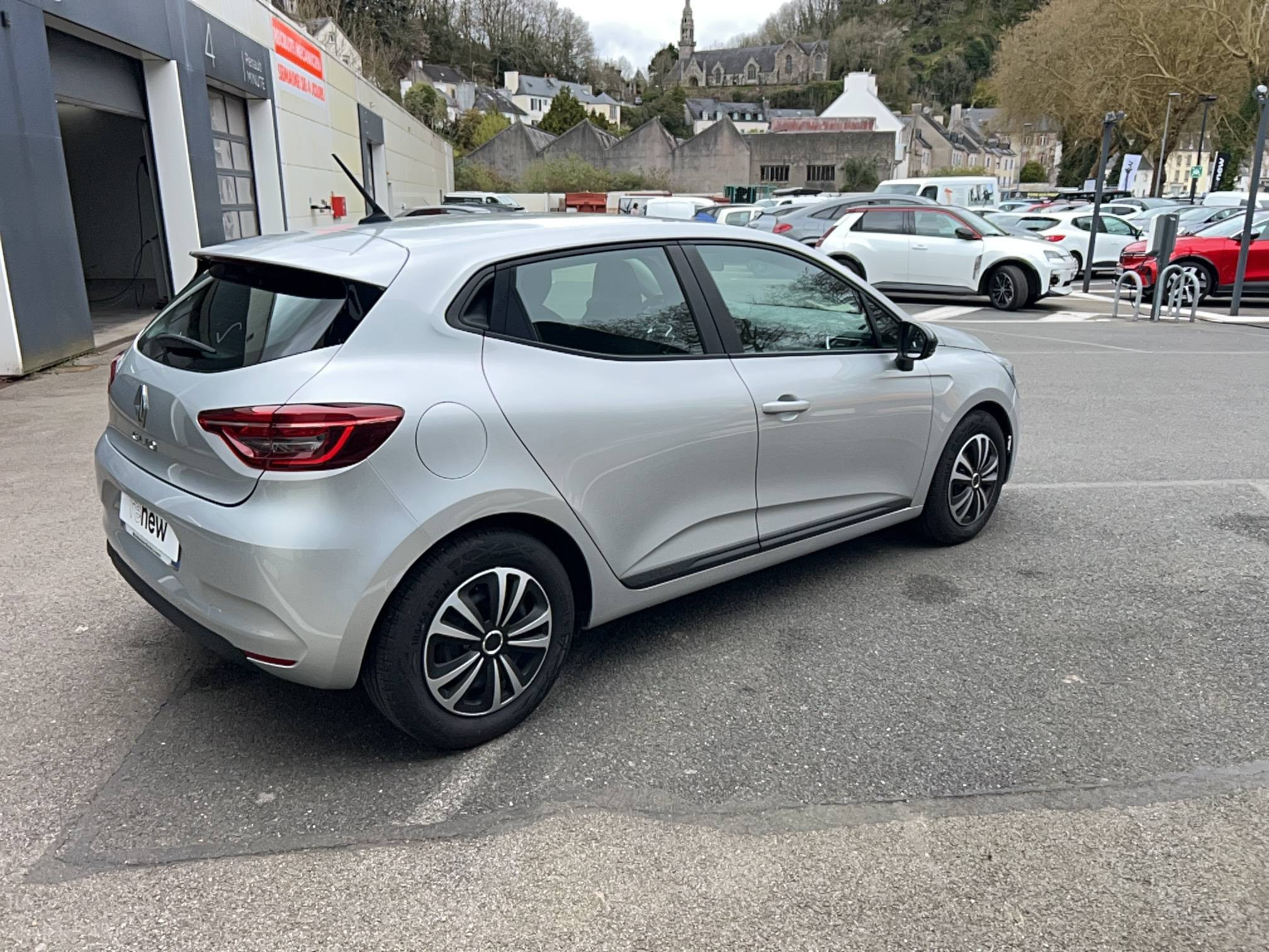 Vente en ligne Renault Clio 5 Clio TCe 90 au prix de 13 990 €