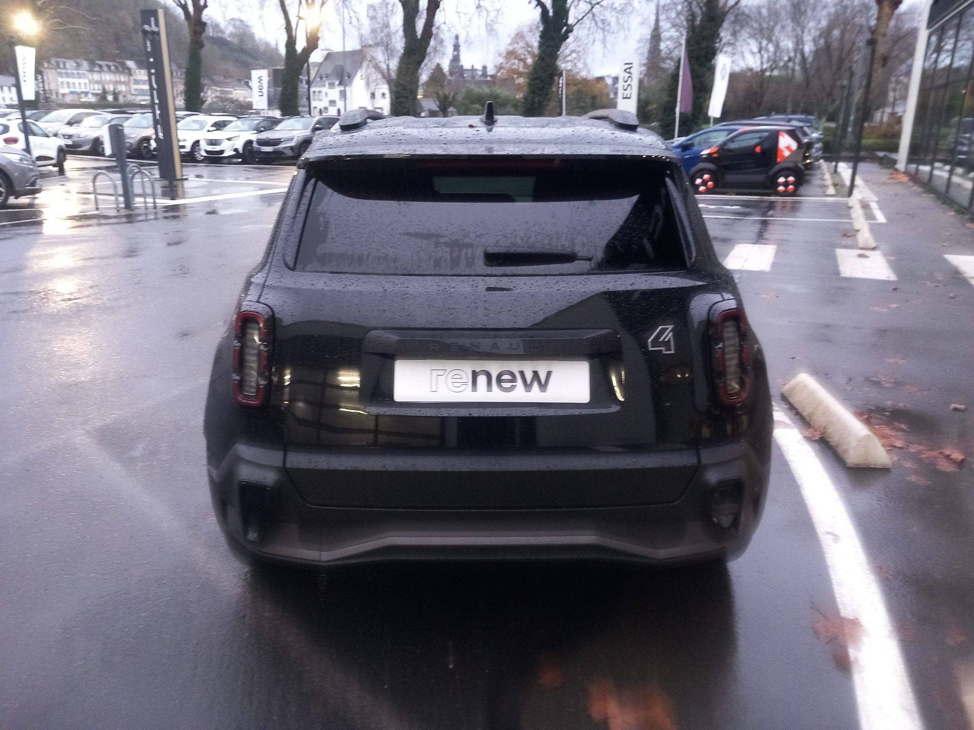 Vente en ligne Renault R4 E-Tech  150 ch autonomie confort au prix de 34 990 €