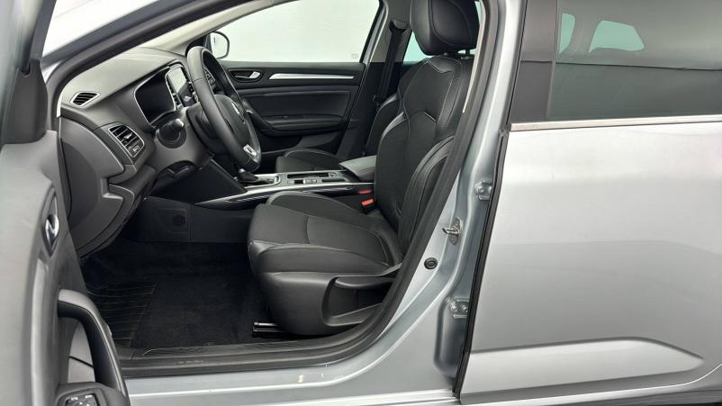 Vente en ligne Renault Megane 4 Estate  Blue dCi 115 EDC au prix de 24 990 €