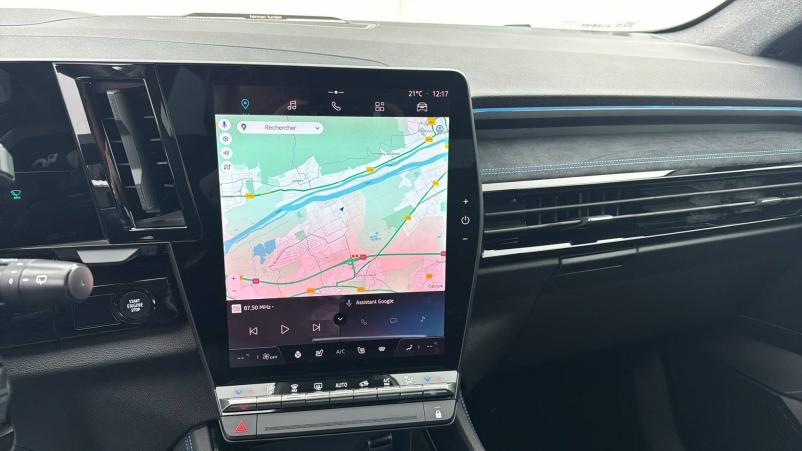 Vente en ligne Renault Austral  E-Tech hybrid 200 au prix de 37 990 €