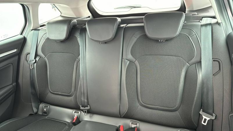 Vente en ligne Renault Megane 4 Estate  Blue dCi 115 EDC au prix de 24 990 €