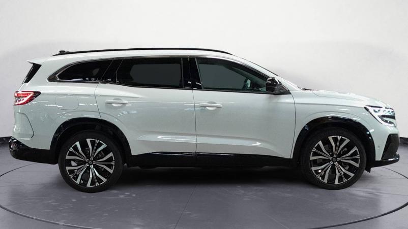 Vente en ligne Renault Espace Espace E-Tech full hybrid 200 GSR2 au prix de 42 990 €