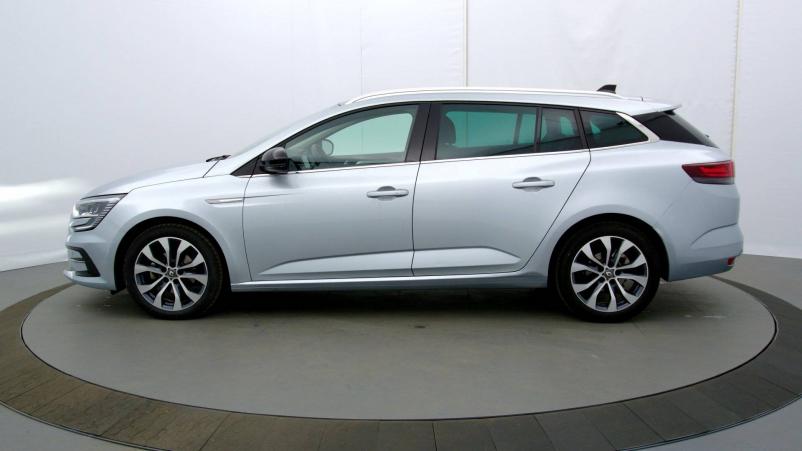 Vente en ligne Renault Megane 4 Estate  Blue dCi 115 EDC au prix de 24 990 €