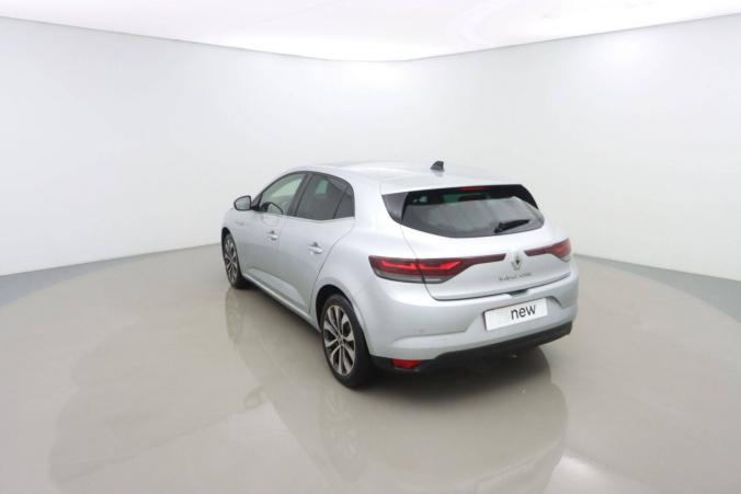 Vente en ligne Renault Megane 4  Blue dCi 115 EDC au prix de 24 990 €