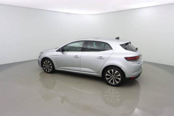 Vente en ligne Renault Megane 4  Blue dCi 115 EDC au prix de 24 990 €