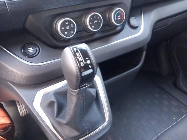 Vente en ligne Renault Trafic  L2 dCi 150 Energy S&S EDC au prix de 39 990 €
