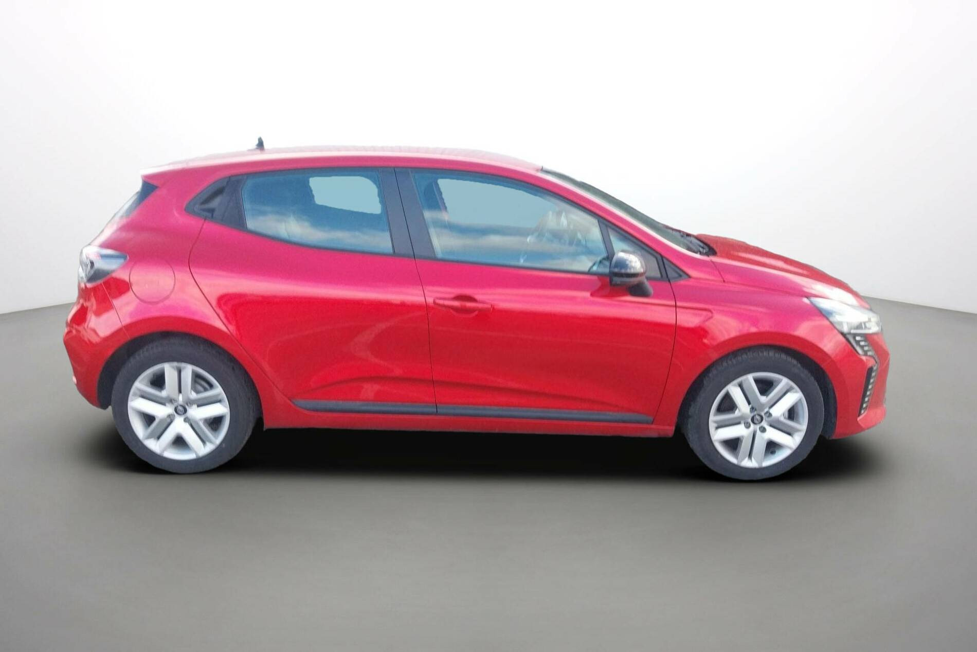 Vente en ligne Renault Clio 5 Clio E-Tech full hybrid 145 ch GSR2 au prix de 19 990 €