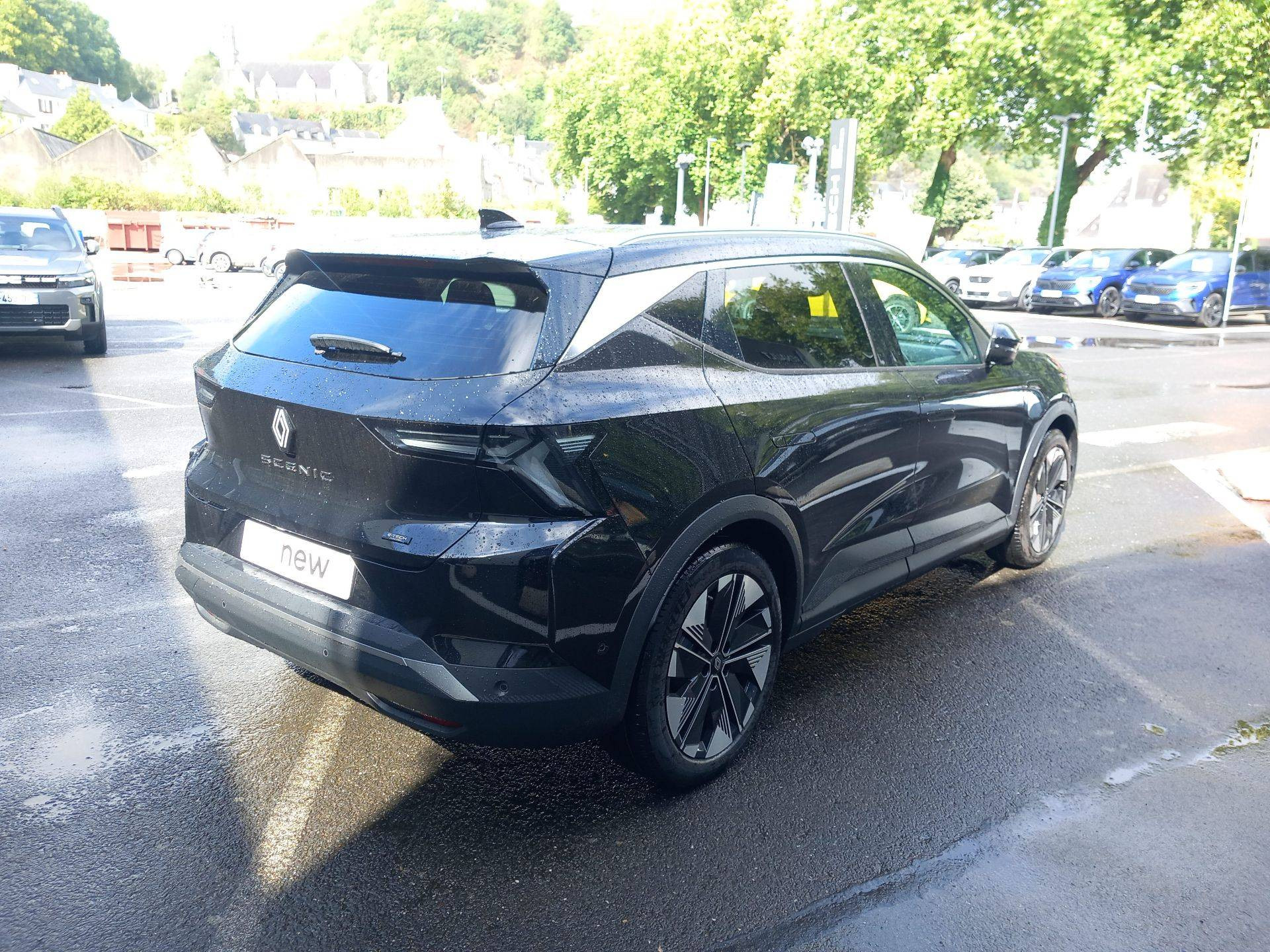 Vente en ligne Renault Scenic E-Tech  220 ch grande autonomie au prix de 42 990 €