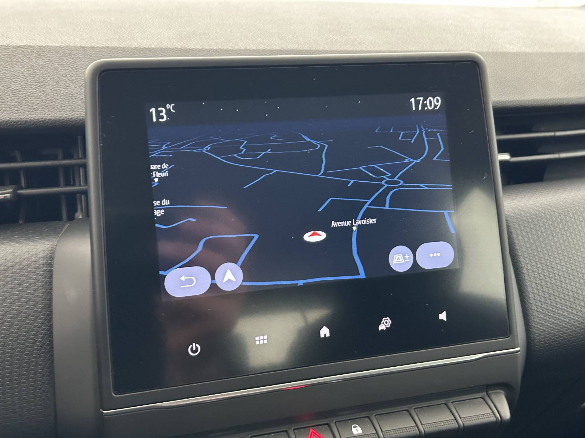 Vente en ligne Renault Clio 5 Clio Blue dCi 100 - 21N au prix de 14 490 €