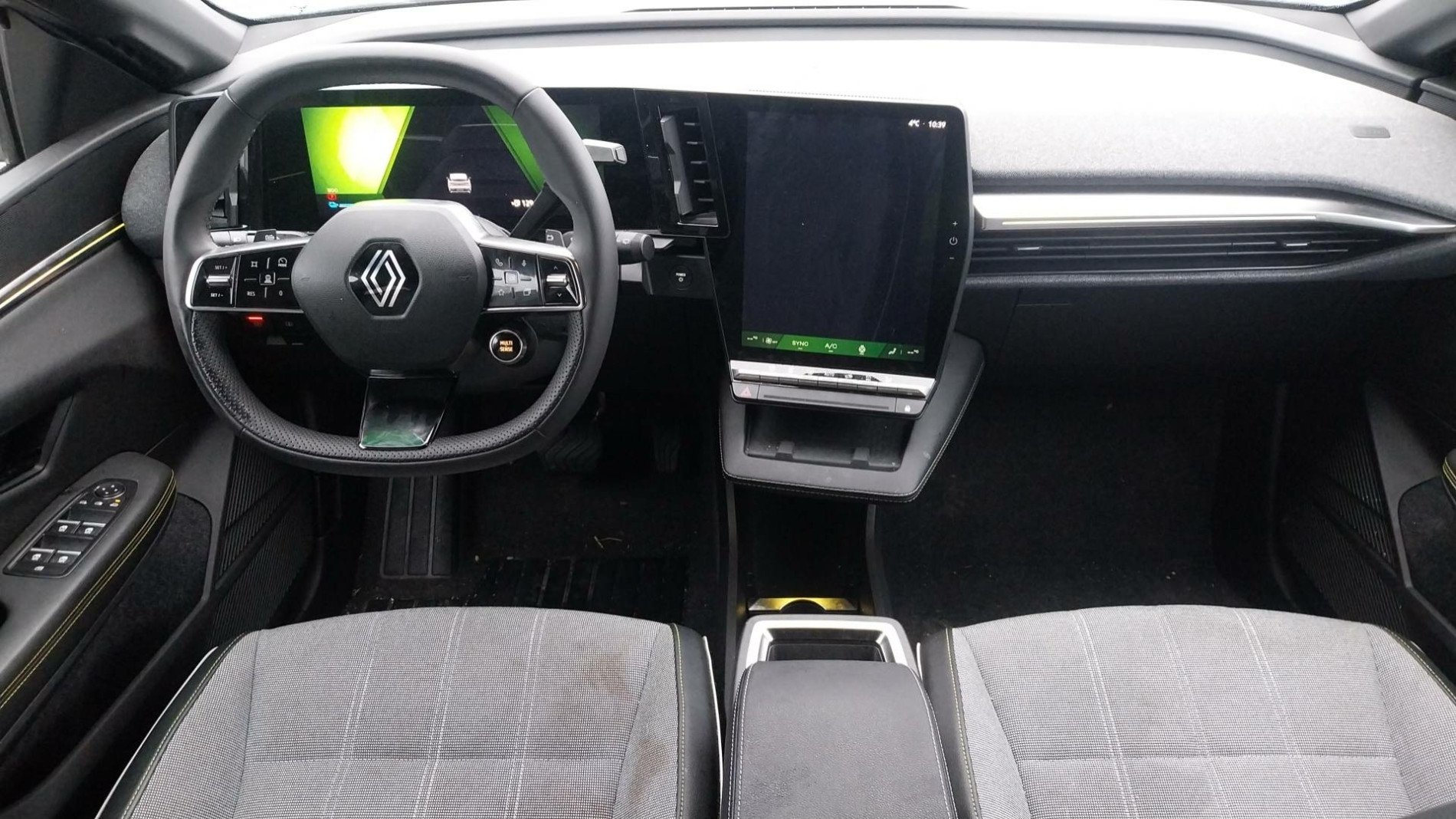 Vente en ligne Renault Megane E-Tech  220 ch autonomie confort AC7 au prix de 29 990 €