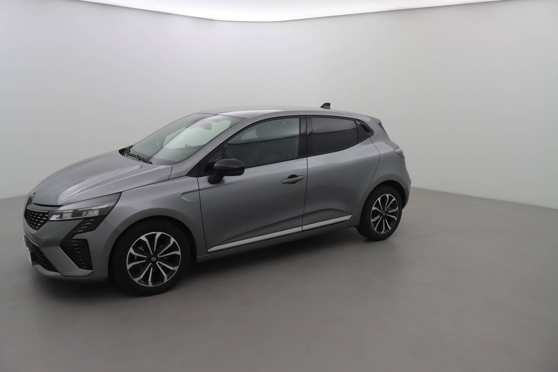 Vente en ligne Renault Clio 5 Clio TCe 90 ch GSR2 au prix de 18 990 €