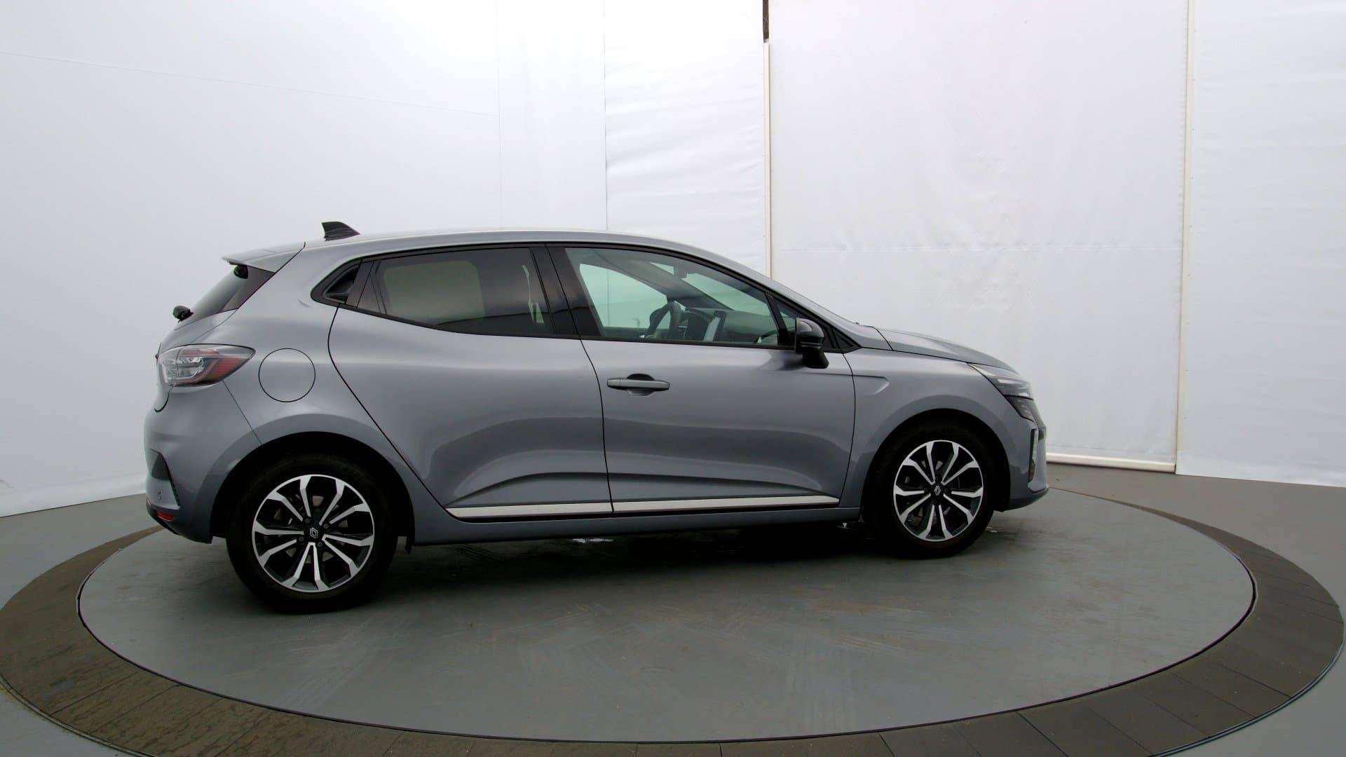 Vente en ligne Renault Clio 5 Clio TCe 90 ch GSR2 au prix de 18 990 €