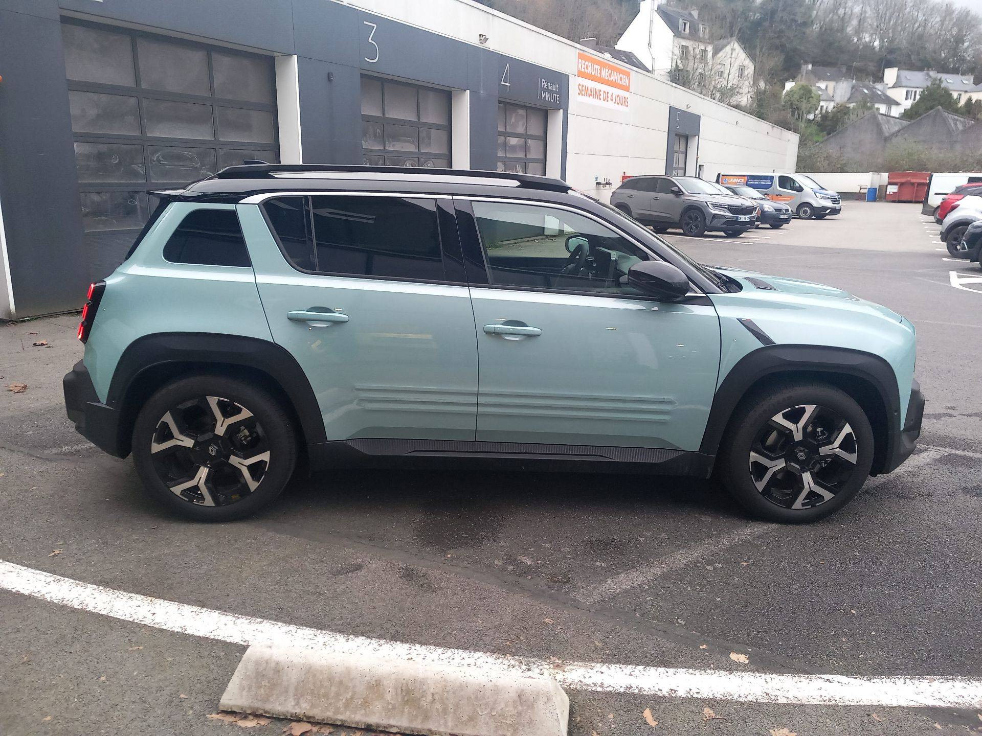 Vente en ligne Renault R4 E-Tech  150 ch autonomie confort au prix de 34 990 €