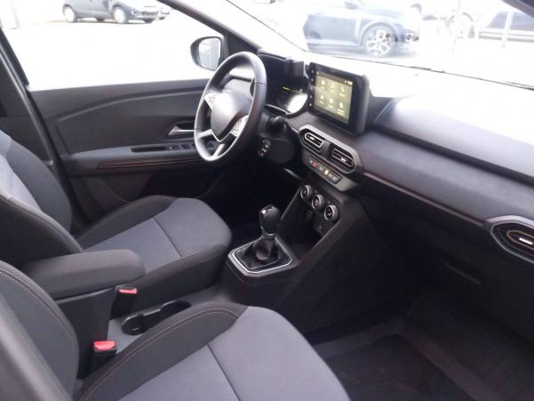 Vente en ligne Dacia Jogger  Hybrid 140 7 places GSR2 au prix de 26 990 €