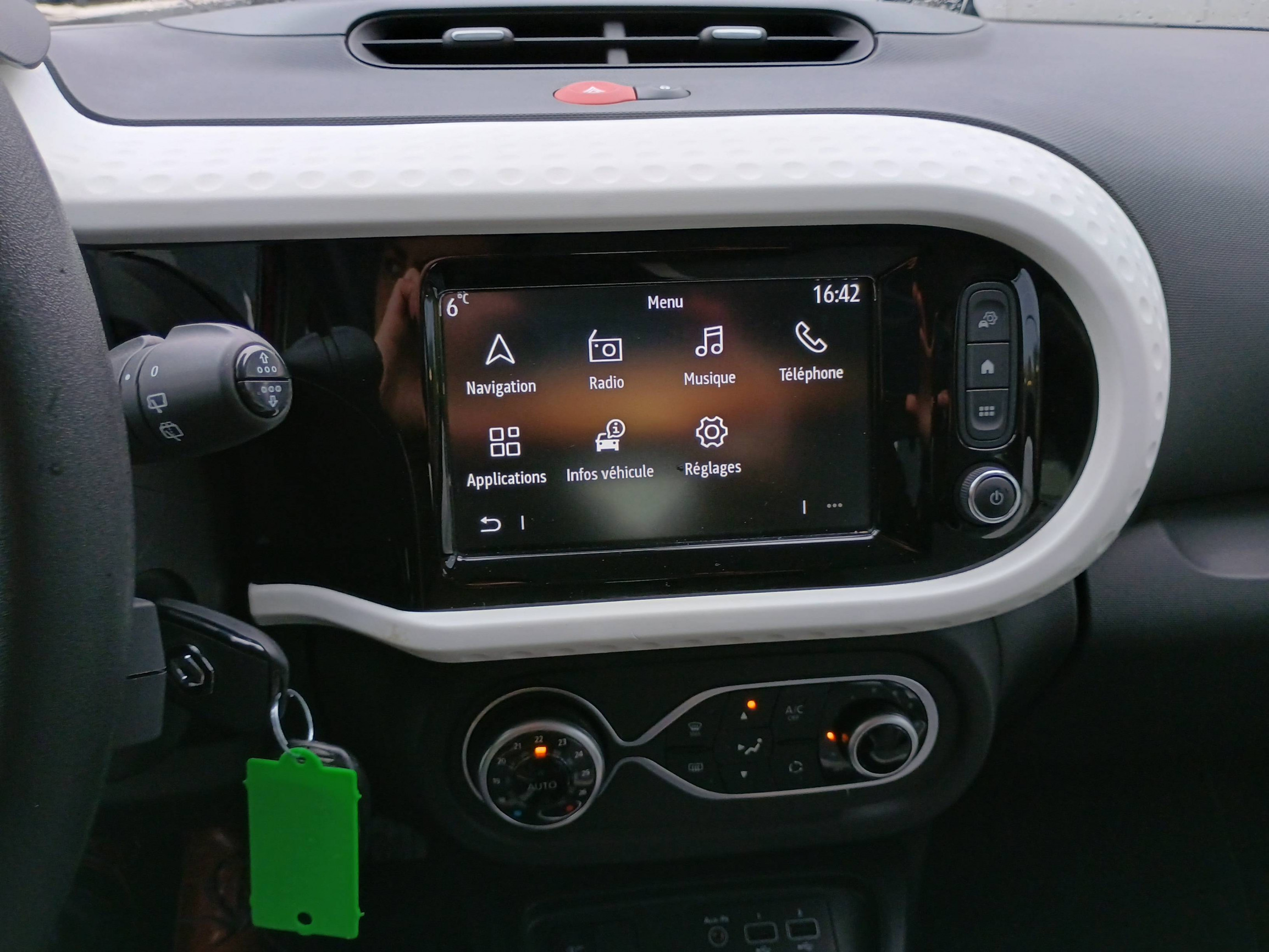 Vente en ligne Renault Twingo 3  SCe 65 au prix de 11 990 €