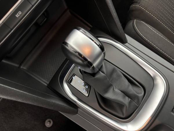 Vente en ligne Renault Megane 4 Mégane IV Berline Blue dCi 115 EDC au prix de 14 490 €