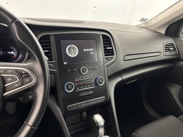 Vente en ligne Renault Megane 4 Mégane IV Berline Blue dCi 115 EDC au prix de 14 490 €