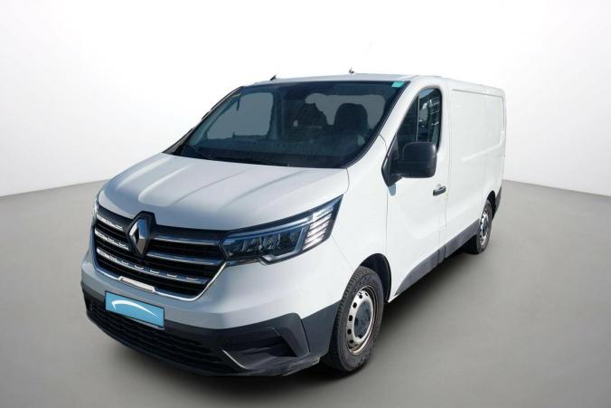 Vente en ligne Renault Trafic 3 Fourgon TRAFIC FGN L1H1 3000 KG BLUE DCI 130 au prix de 24 990 €