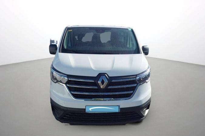 Vente en ligne Renault Trafic 3 Fourgon TRAFIC FGN L1H1 3000 KG BLUE DCI 130 au prix de 24 990 €
