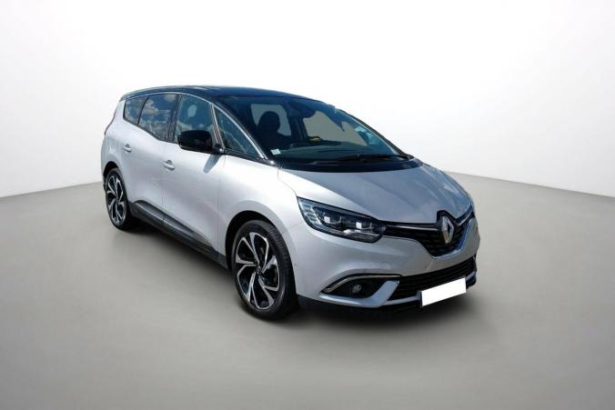 Vente en ligne Renault Grand Scenic 4 Grand Scenic Blue dCi 120 au prix de 21 990 €