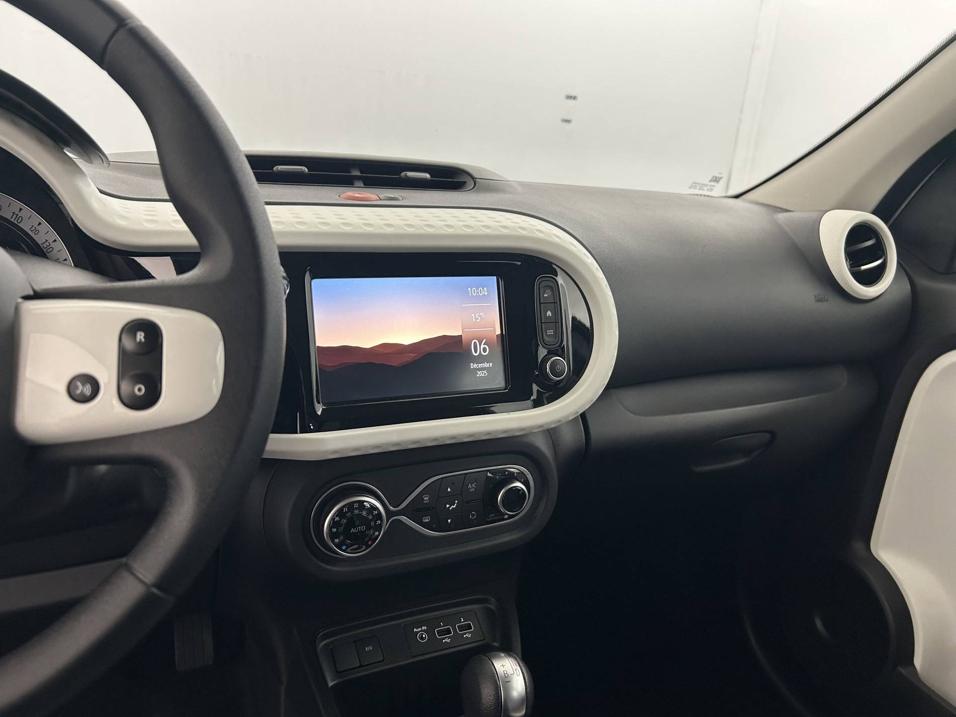 Vente en ligne Renault Twingo Electrique Twingo III E-Tech au prix de 10 990 €