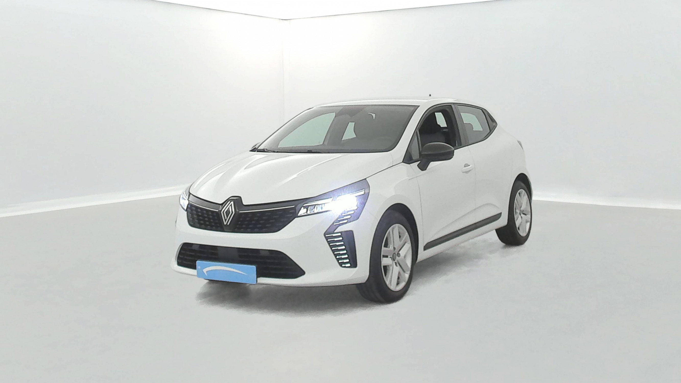 Renault Clio 5 Clio Blue dCi 100 ch GSR2 occasion de 2025 en vente à Châteaulin