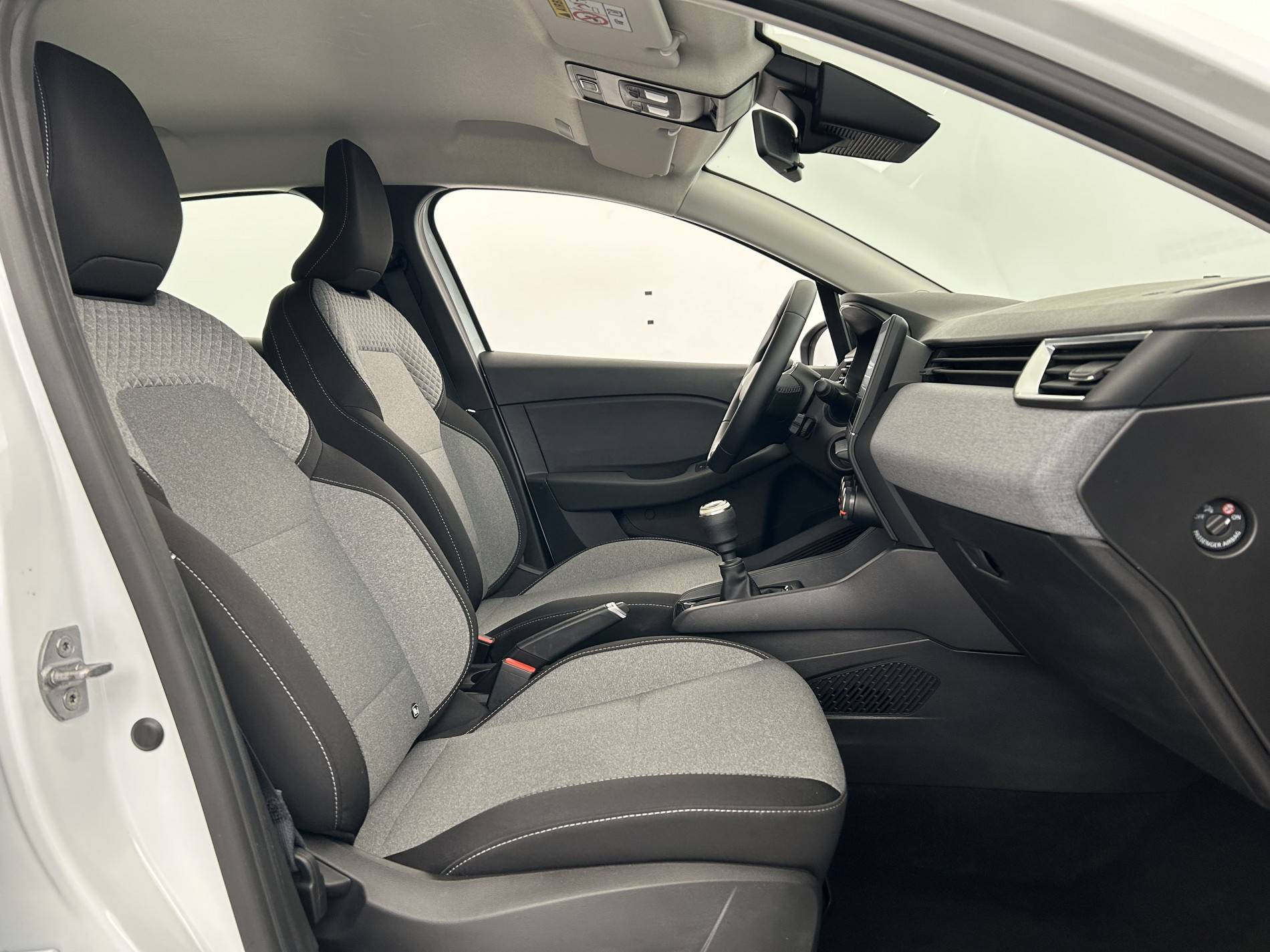 Vente en ligne Renault Clio 5 Clio Blue dCi 100 ch GSR2 au prix de 18 590 €