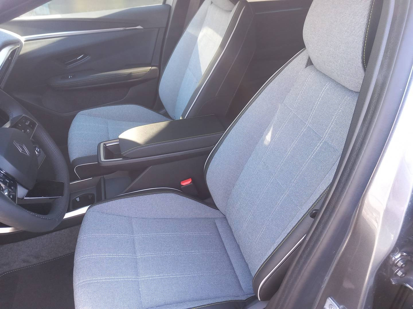 Vente en ligne Renault Scenic E-Tech  220 ch grande autonomie au prix de 43 990 €