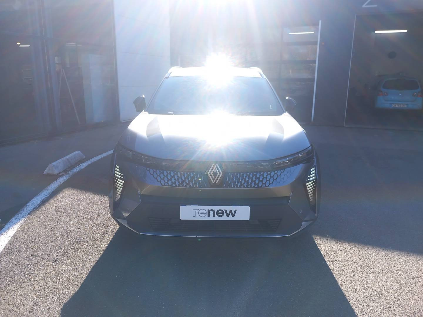 Vente en ligne Renault Scenic E-Tech  220 ch grande autonomie au prix de 43 990 €