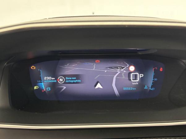 Vente en ligne Peugeot 2008  BlueHDi 130 S&S EAT8 au prix de 18 490 €