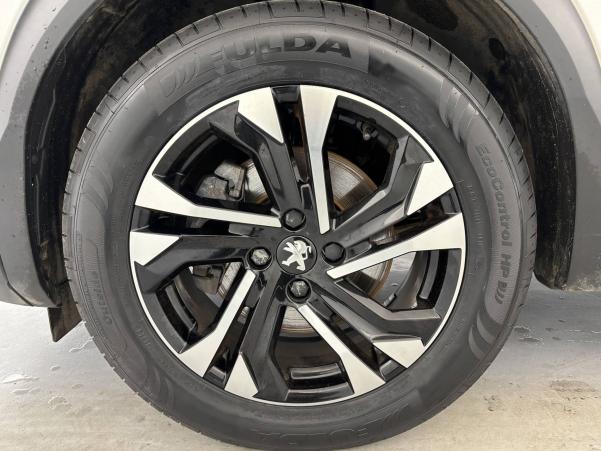 Vente en ligne Peugeot 2008  BlueHDi 130 S&S EAT8 au prix de 18 490 €