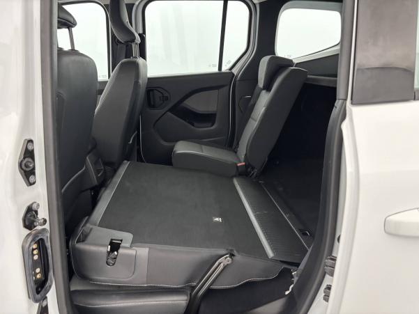 Vente en ligne Renault Kangoo  Blue dCi 95 au prix de 21 990 €