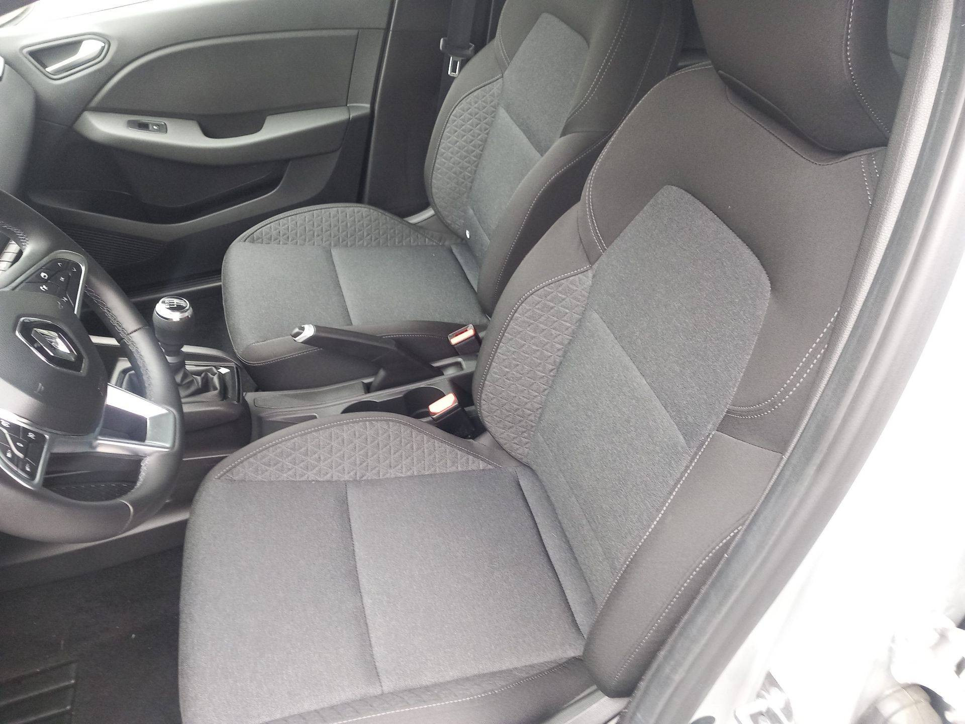 Vente en ligne Renault Clio 5 Clio TCe 90 au prix de 13 990 €