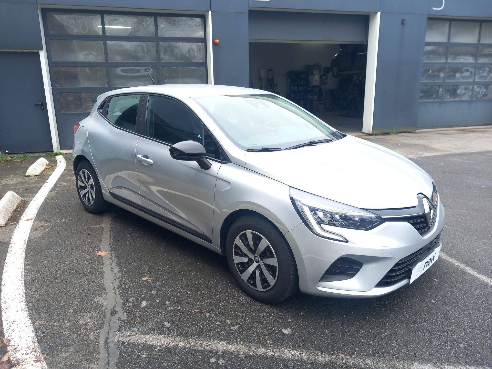 Vente en ligne Renault Clio 5 Clio TCe 90 au prix de 13 990 €