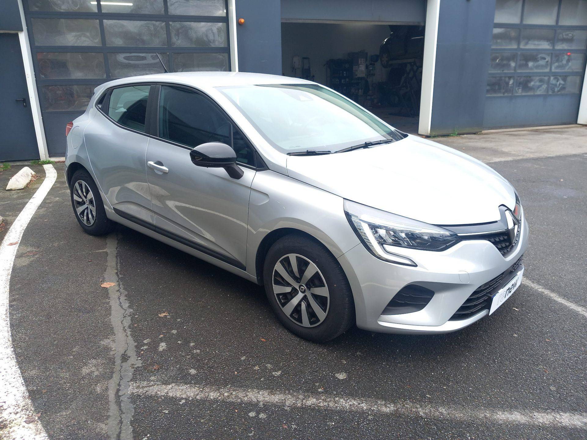 Vente en ligne Renault Clio 5 Clio TCe 90 au prix de 13 990 €