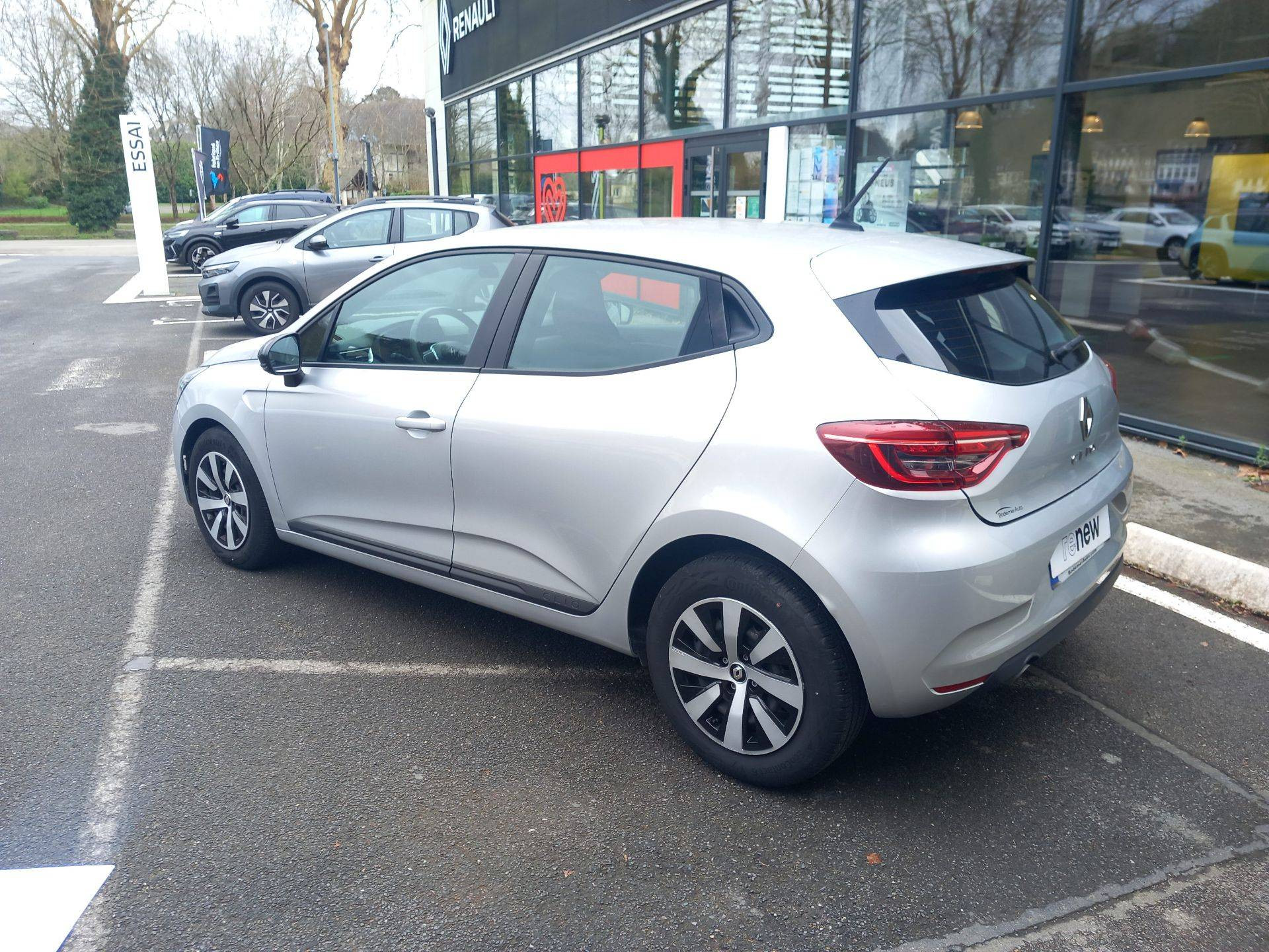 Vente en ligne Renault Clio 5 Clio TCe 90 au prix de 13 990 €