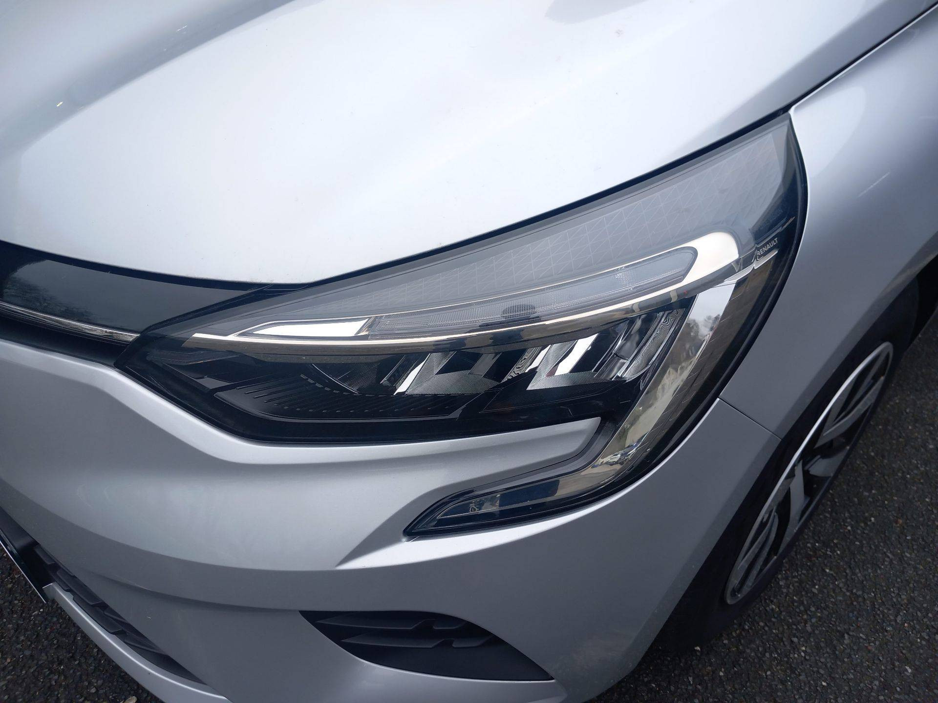 Vente en ligne Renault Clio 5 Clio TCe 90 au prix de 13 990 €