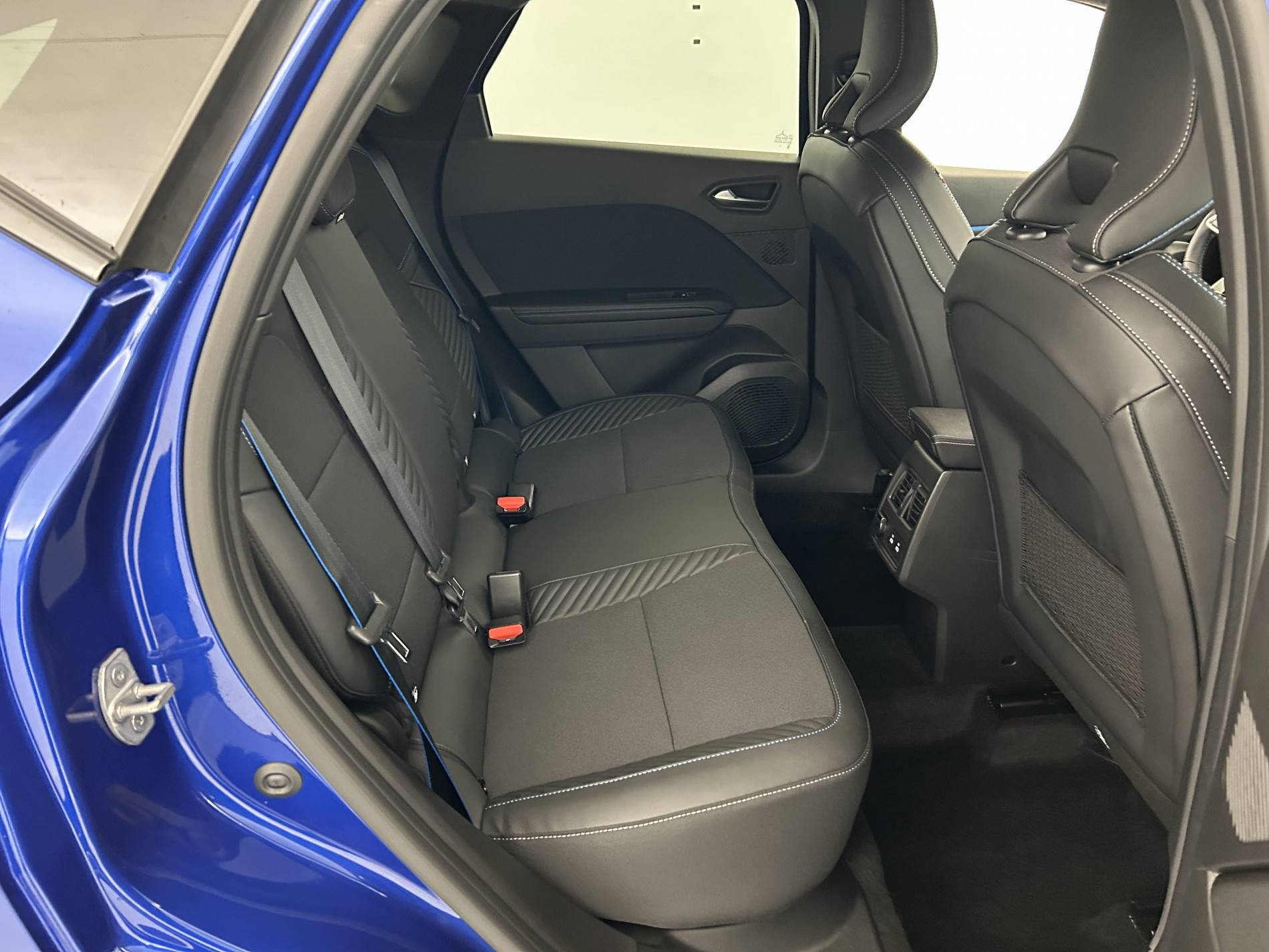 Vente en ligne Renault Captur  E-Tech full hybrid 145 ch au prix de 28 490 €