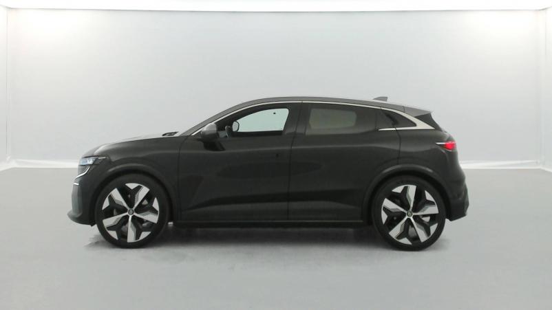 Vente en ligne Renault Megane E-Tech  EV60 220 ch super charge au prix de 21 990 €