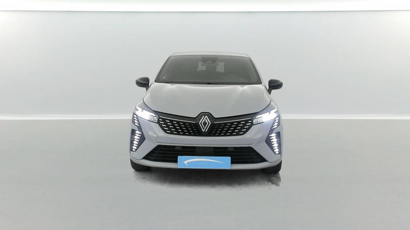 Vente en ligne Renault Clio 5 Clio E-Tech full hybrid 145 au prix de 20 490 €