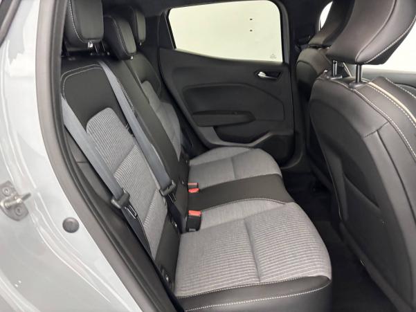 Vente en ligne Renault Clio 5 Clio E-Tech full hybrid 145 au prix de 20 490 €