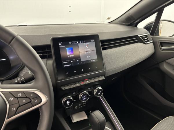 Vente en ligne Renault Clio 5 Clio E-Tech full hybrid 145 au prix de 20 490 €