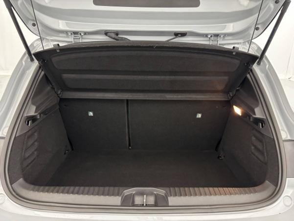 Vente en ligne Renault Clio 5 Clio E-Tech full hybrid 145 au prix de 20 490 €