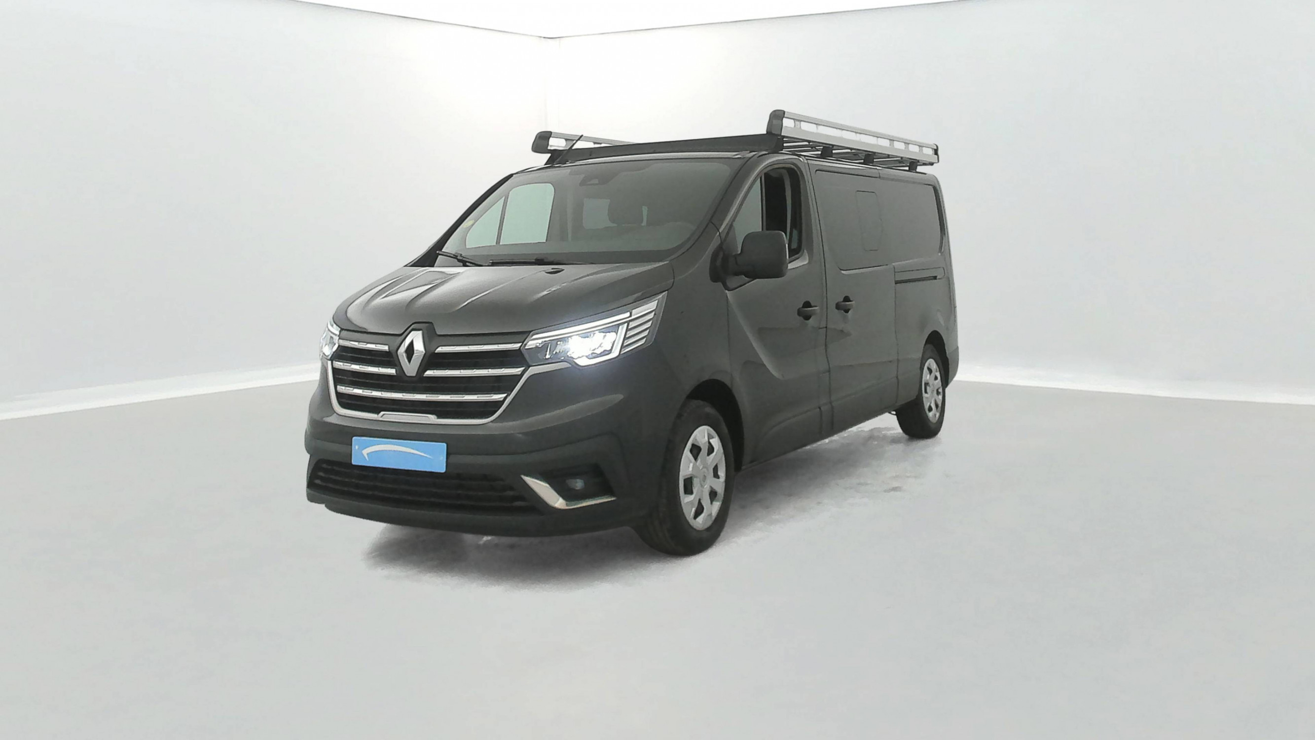 Renault Trafic Cabine Approfondie TRAFIC CA L2H1 3000 KG BLUE DCI 130 5P occasion de 2023 en vente à Châteaulin